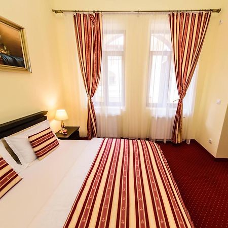 Apartament Baroc Timişoara Buitenkant foto