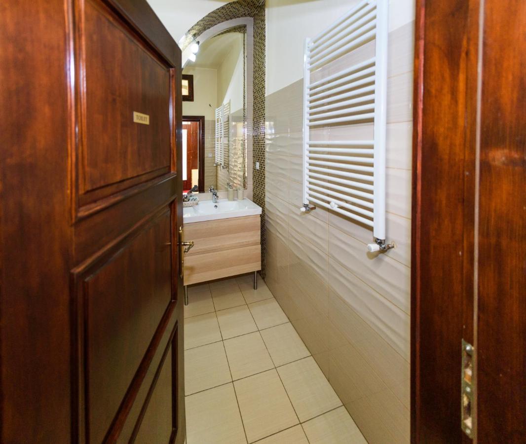 Apartament Baroc Timişoara Buitenkant foto